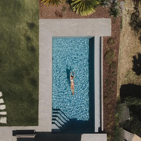 Vallonga Villa *